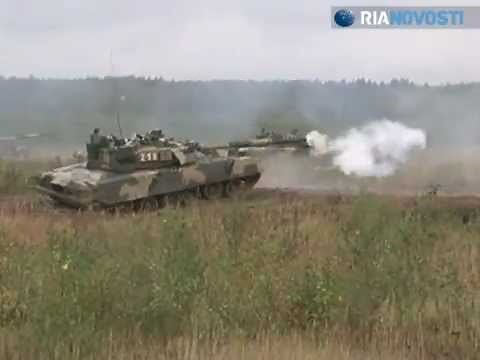 T-80 Russian main battle tank can hit moving targets and operate under water Video RIA Novosti.mp4