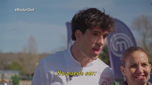 Aleix Puig, ganador de MasterChef 7 y fundador de Vicio, regresa al programa que cambió su vida. Con su chaquetilla puesta y mucha emoción, recorre las cocinas, aconseja a los aspirantes y revive su paso por el programa. | MasterChef España