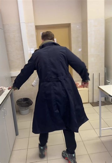 Bruce Wayne if he was chemical #batman #chemistry