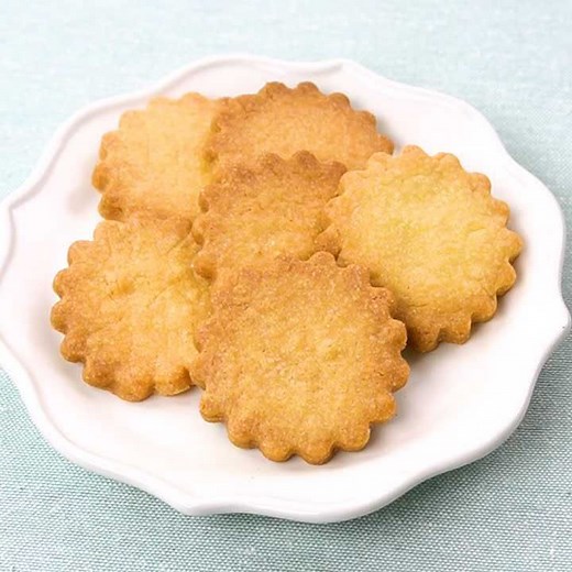 小麦粉と薄力粉の違いとは？種類や特徴を解説 | デリッシュキッチン