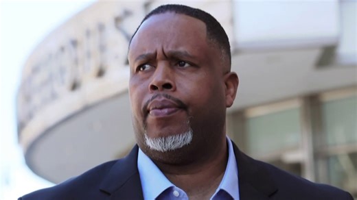 Former NBA player Damon Jones pleads guilty to selling gamblers inside information