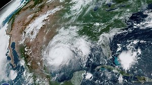 Alerta en EEUU por Isaías, una tormenta tropical “potencialmente peligrosa para la vida”