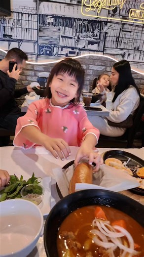 Helen lashes-EyeLashes Extension Eyebrow Threading canoga park on Instagram: "Happy Sunday everyone #Helenlashes #individualash #clusterlashes #threading #waxing #lasheslift #lamination #Tint"