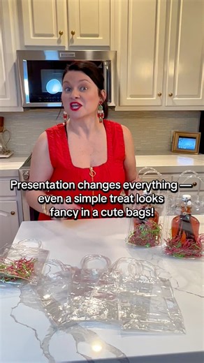 Don’t underestimate the power of presentation! These little clear plastic bags turn simple goodies into the prettiest gifts. Perfect for holidays, parties, teacher treats, or small business packaging. Affordable, easy, and so satisfying to put together! clear gift bags, party favors, DIY packaging, affordable gift ideas, presentation tips, holiday wrapping ideas, small gift packaging, creative gift wrap, cute gift ideas #GiftWrapIdeas #PresentationMatters #DIYGiftPackaging #AffordableGifting #Cr