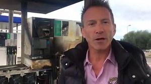 29K views · 227 reactions |  [INTERVIEW] Yannick Rambaud patron du Carrefour Pont-Rouge revient sur l’incendie criminel qui a ravagé une partie de la station service cette nuit : | TV Carcassonne | Facebook