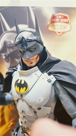 Batman Arctic Suit - Hot Toys MMS897