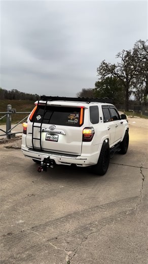 Exploring the Toyota 4Runner Features and Performance
