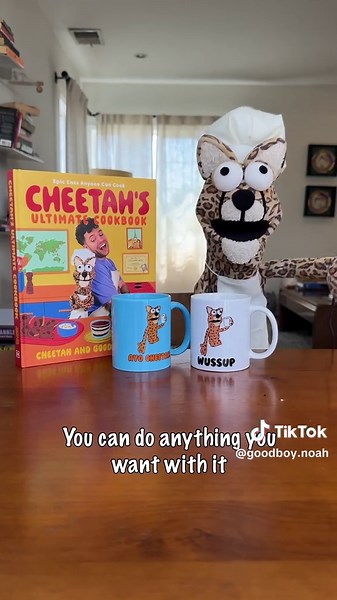 If you pre-order Cheetah’s Ultimate Cookbook right now, you can get a free mug! (While supplies last) Link in bio