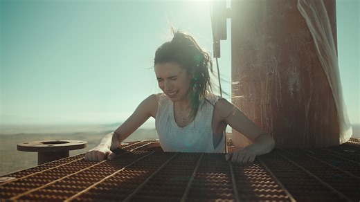 Get Ready to Tip Head Over Heels for the New-to-Netflix Survival Thriller Fall