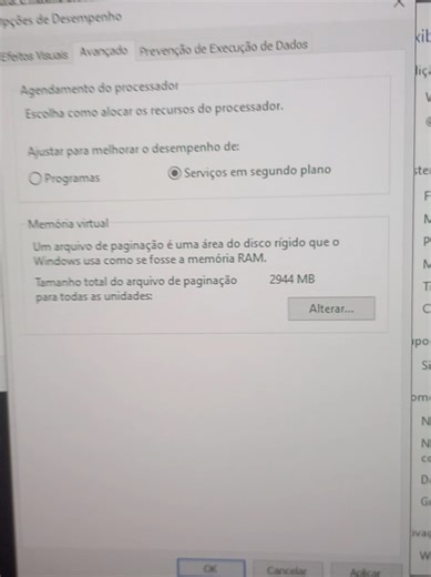 Optimizing PC Performance by Prioritizing Background Apps