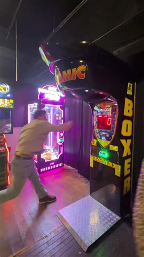 My personal bodyguard | Cute Bodyguard Clips