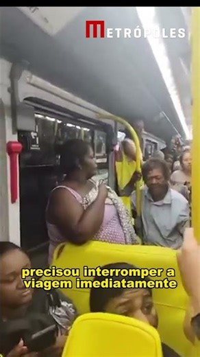 Woman defecates on bus, gets kicked, and throws feces at attacker in Rio.