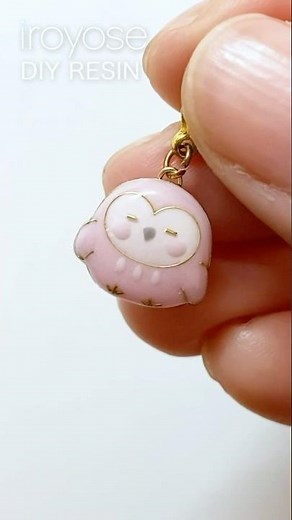 【Resin&Wire】How to make Fukurou charm (Sumikkogurashi series) / DIY CRAFTS / Minikko #Shorts