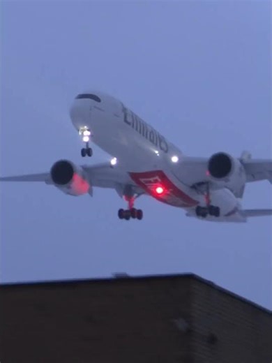FIRST Emirates A350-900 Landing in Montreal! 🇦🇪 #inaugural #flight #landing #aviation #special