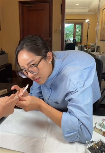 Transforming Nails: First Client of the Year Experience