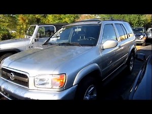 2002 Nissan Pathfinder Start Up, Engine & Review