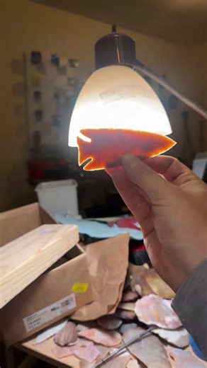 New arrowhead I made! #flintknapping