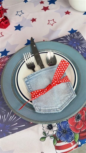 4th of July table setting idea! 👖🍽️🇺🇸 #4thofjulyparty #4thofjuly #diy