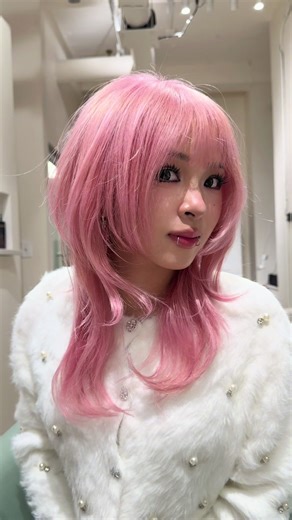 Expert Bleach Touch-Ups for Beautiful Pink Hair