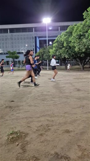 Que tipo de dieta es esa? Quién más come burra para jugar mejor? preguntas que no me dejan dormir, JAJAJAJA #ultimate #frisbee