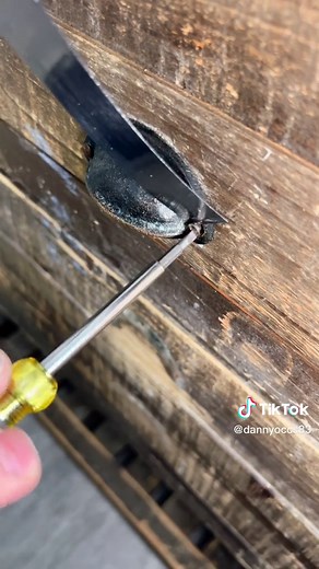 Easy DIY Screw Extraction Technique for Home Improvement