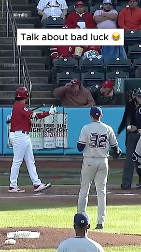 2.6M views · 17K reactions | Now that’s a bad beat 沈 | CBS Sports | Facebook