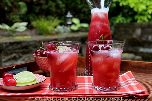 Homemade cherry limeade {from scratch} - Laylita's Recipes