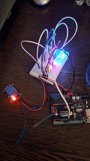 Releu electromagnetic JQC-3FF-S-Z #ledlights #arduino #relaymodule #romania #youtubeshorts