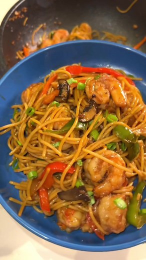 Delicious Shrimp Lo Mein Recipe