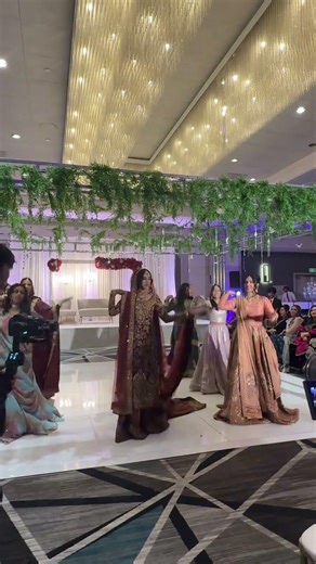 Beautiful bride and her besties dance performance 😩❤️👋#trending #shortsfeed #shortsvideo