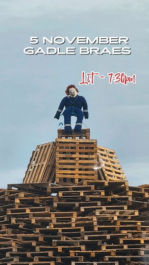 Bonfire Night at Peterhead. #Peterhead #Bonfire #GuyFawkes #Night #Scotland #Aberdeenshire #5November #Celebration | ℙ𝕖𝕥𝕖𝕣𝕙𝕖𝕒𝕕 𝕃𝕚𝕧𝕖