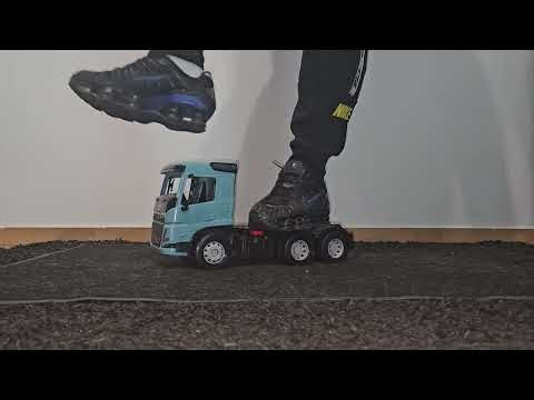 Nike shox crush toy, nike shox stomp toy
