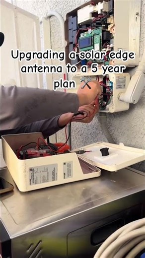 If your solar edge inverter keeps losing connection, this is your sign to upgrade that antenna 🪄
