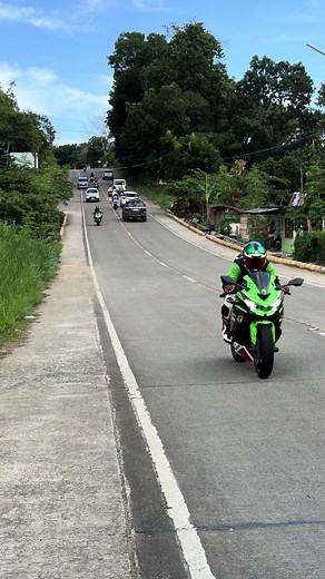 Best Sound Motorcycles - Engine Roaring Compilation