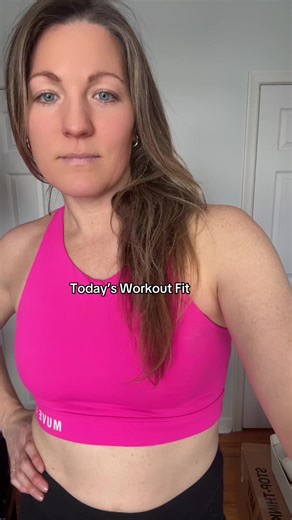 Michelle Wolfe (@themichellewolfe)’s videos with original sound - CMT