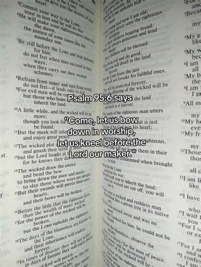 Understanding Psalm 95:6 on Worship and Reverence