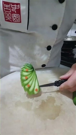 Amazing Animal Shapes Made from Cucumber CarvingCucumber Animal Art – Easy Vegetable Carving Ideas