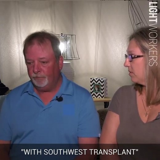 These grieving parents' lost their two daughters in a deadly car crash. Making the decision to donate their daughter's organs turned into a miracle greater than anything they could have imagined. Not only did they save the lives of 5 recipients, but they saw the love of Christ in the midst of it all.💔🙏 | LightWorkers