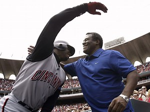 #FathersDay, 2004: Ken Griffey Jr. makes Senior's day even more special by hitting his 500th career home run. | Cincinnati Reds