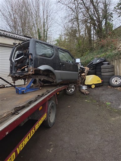 scraap . . . #mechanic #4x4 #jimny #rust #suzuki