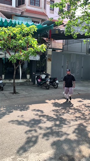 Discover Vietmonster Hood: A Unique Barber Experience