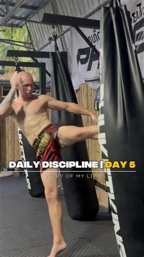 The Ugly Side Of Fight Camp | Day 5 #discipline #masteringdiscipline #muaythai #sportmartialarts