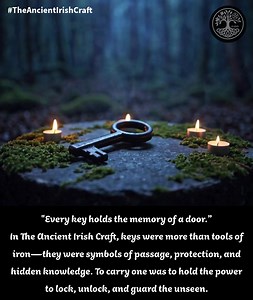 🍀 THE KEY AS CHARM OF THRESHOLDS... 🗝️ Old iron keys were often worn as charms against wandering spirits and ill fortune. 🌙 A key placed on the altar could represent access to wisdom, spirit gates, or ancestral doors. 🔥 Keys were sometimes buried at the four corners of a home to lock the dwelling in safety. ✨ Tip: Keep an old key on your altar. At the new moon, hold it in your palm and speak what you wish to lock away (fear, envy, grief). At the full moon, hold it again and speak what you wi