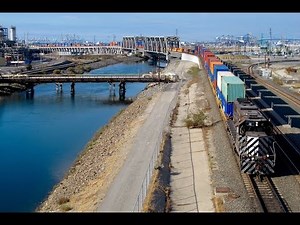 Pacific Harbor Line Train Action