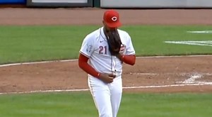 VIDEO: Reds Pitcher Hunter Greene Vomits Live On TV After Being Forced To Pitch In Nauseating Conditions