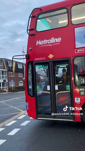 Uxbridge Bus Transfers: Routes U3, U4, A10, 222, 114