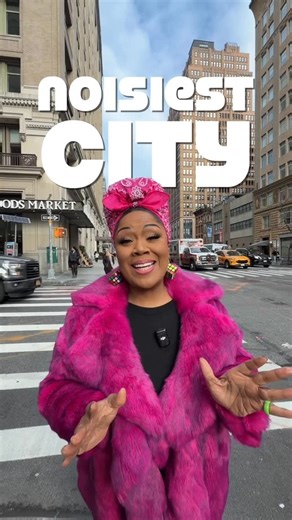 Cheryl Porter Vocal Coach on Instagram: "If I can quiet the noisiest city in the world… you can TOO!🔥❤️🎧 Start making music you LOVE with @bandlab today — it’s your turn to be heard. 🎶 Visit link in bio!!👏 #Bandlab"