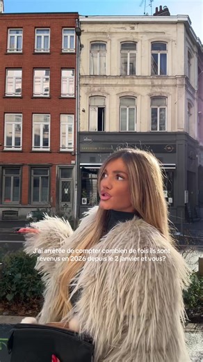 je comprend pas le thème on vit tous la même chanson en 2026???? #comeback #humour