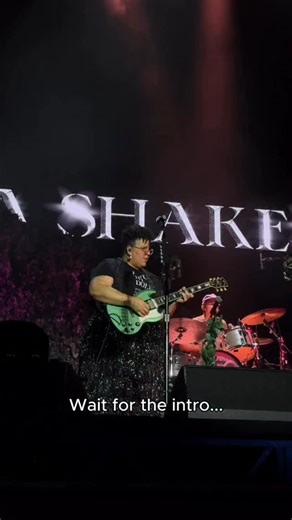 You know what comes next…thank you @shakykneesfest for bringing all the energy, we missed you ❤️ Mix by @frontofhaase 📸/🎥 @izzylux | Alabama Shakes