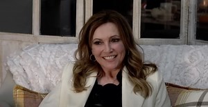 Emma Samms On Playing Holly Sutton On 'General Hospital'